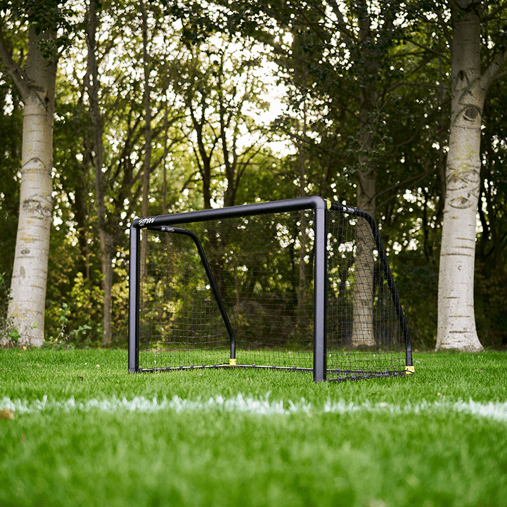 Strive M3 Football Goal (100x150 cm)