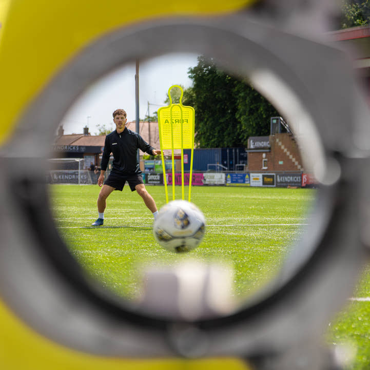 FORZA Football Ball Launcher PRO