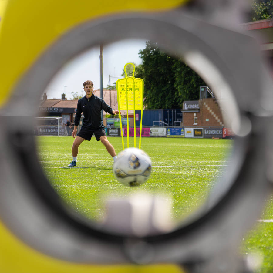 FORZA Football Ball Launcher PRO