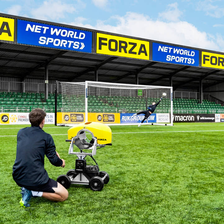 FORZA Football Ball Launcher PRO